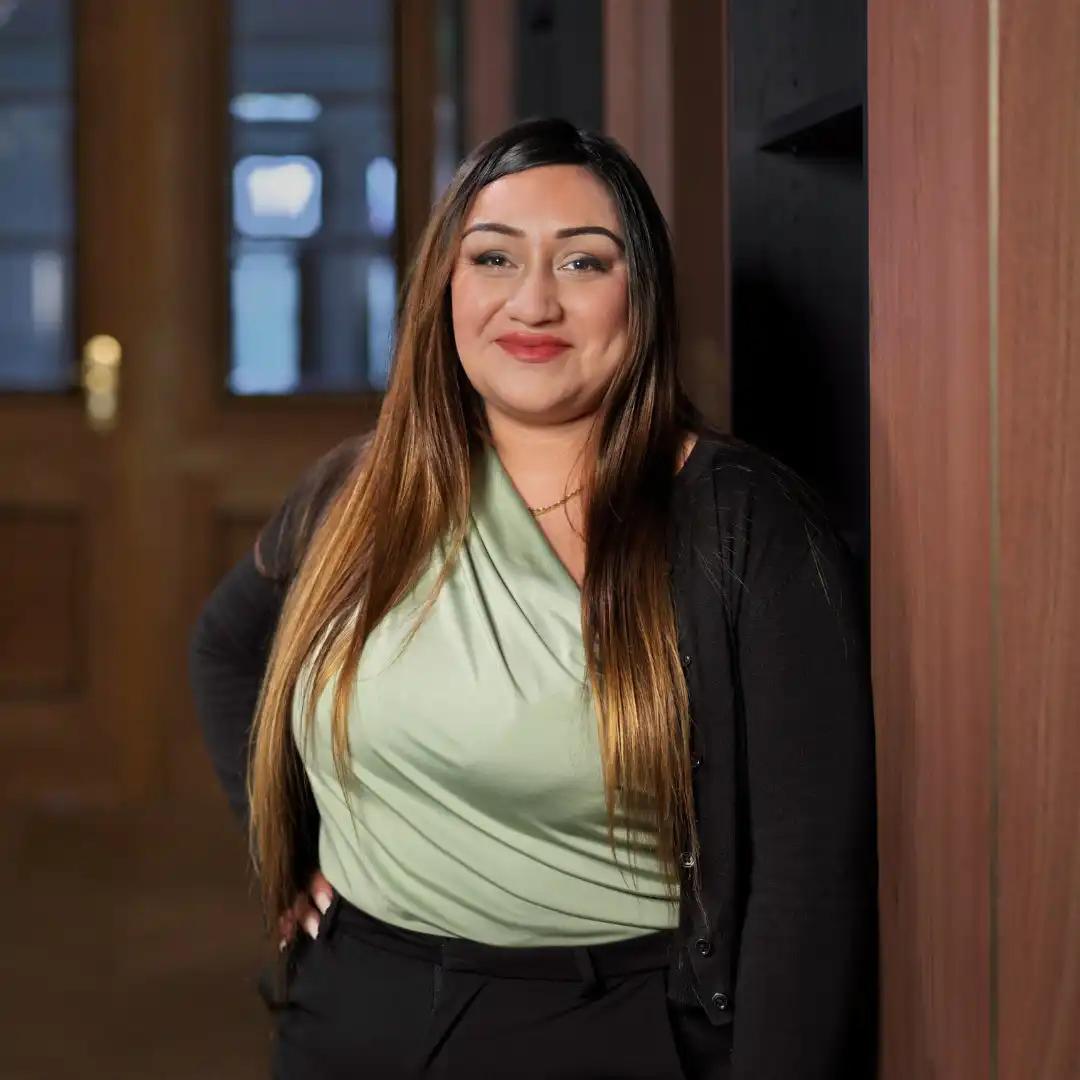 Foto AdvoNeo Mitarbeiterin Frau Cordova